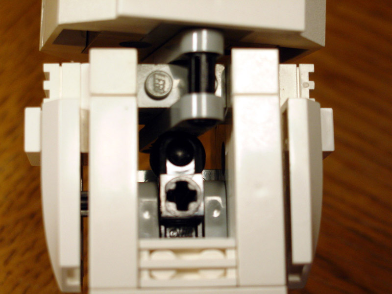2-quadra-mech-2.jpg