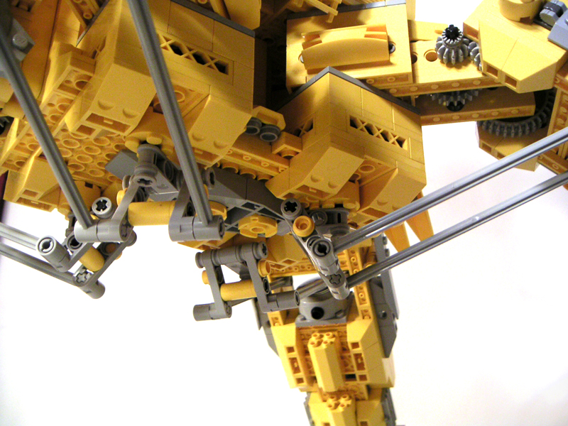 d5-qwelder-mech-quad-truss-side-view.jpg