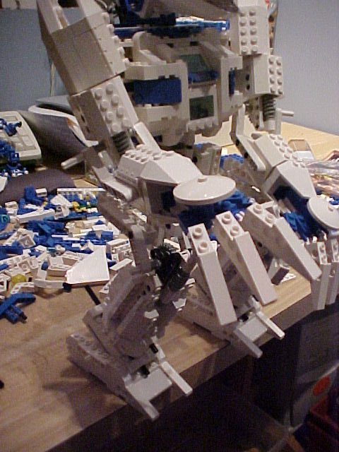 qwilljox-leg-fit-2.jpg