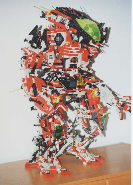 1red-robot-small.jpg
