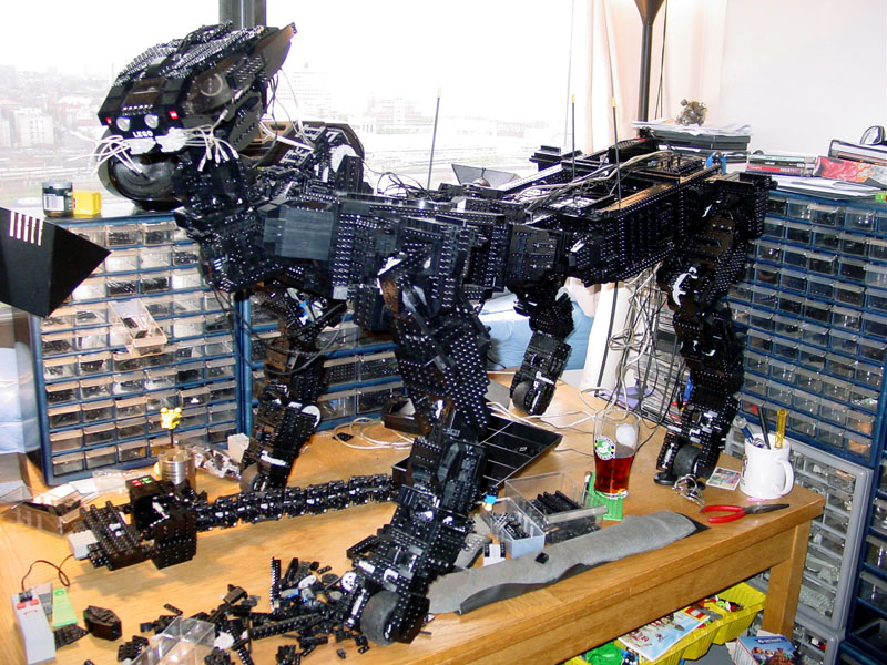 2-robo-quad-wip-0w1a-tail.jpg