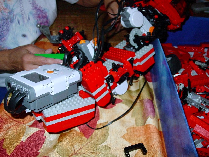 2rq-take-a-part-4.jpg