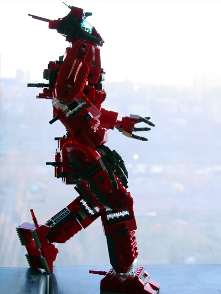 3-macro-bot-window-walker.jpg