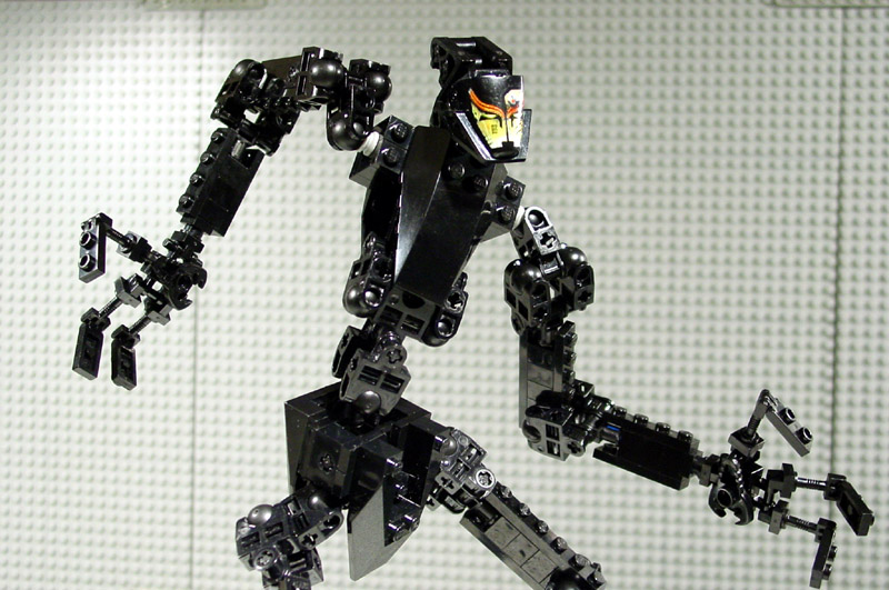 25-mc7-zrx1.jpg