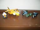 universe_decepticon_jet_sunstorm.jpg