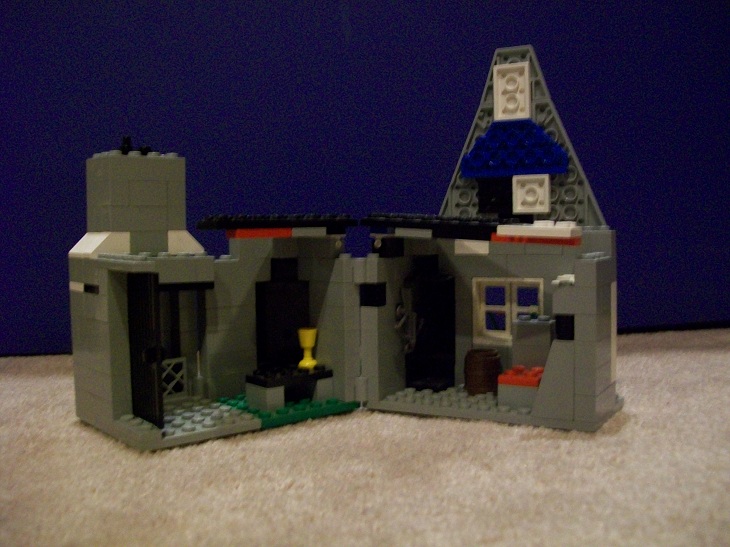 hagrids_hut_800.jpg
