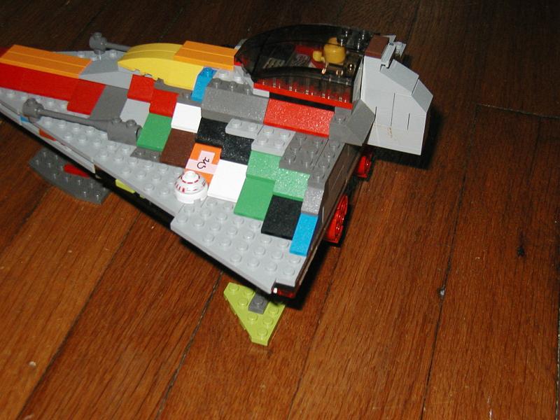 ucs_jedi_starfighter_4.jpg
