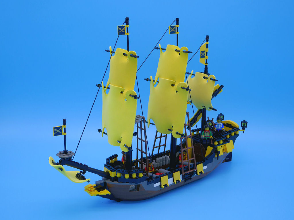 galleon-1.jpg