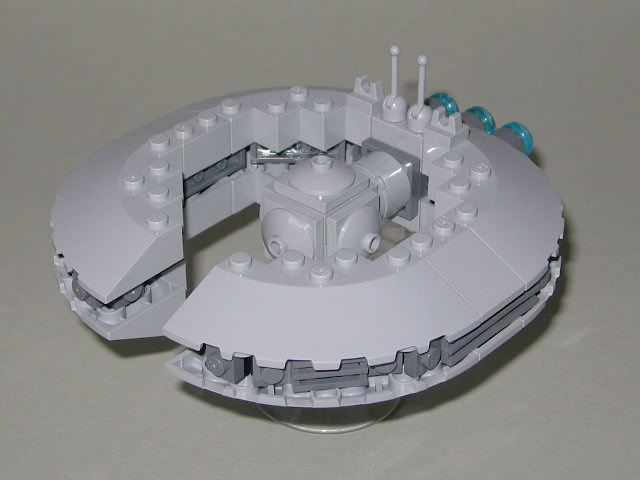 lucrehulk-battleship-1.jpg