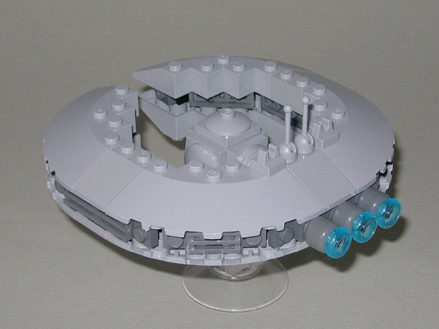 lucrehulk-battleship-4.jpg