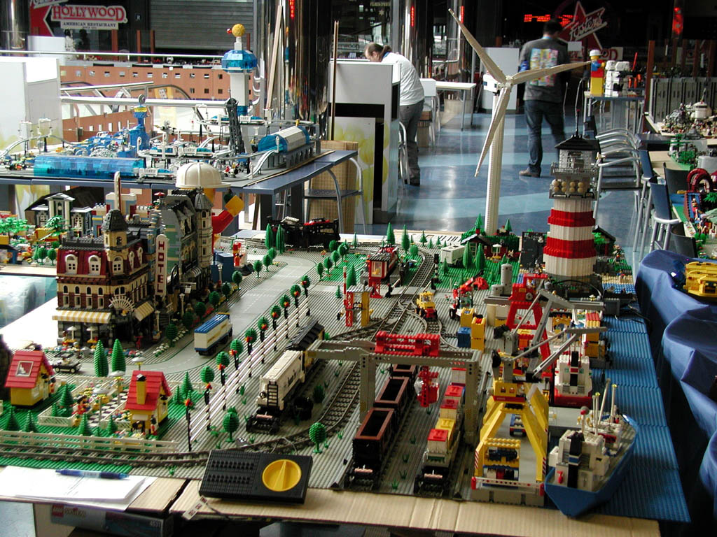 2008hispabrick02.jpg