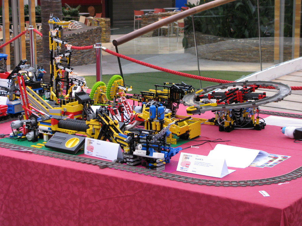 2009hispabrick64.jpg