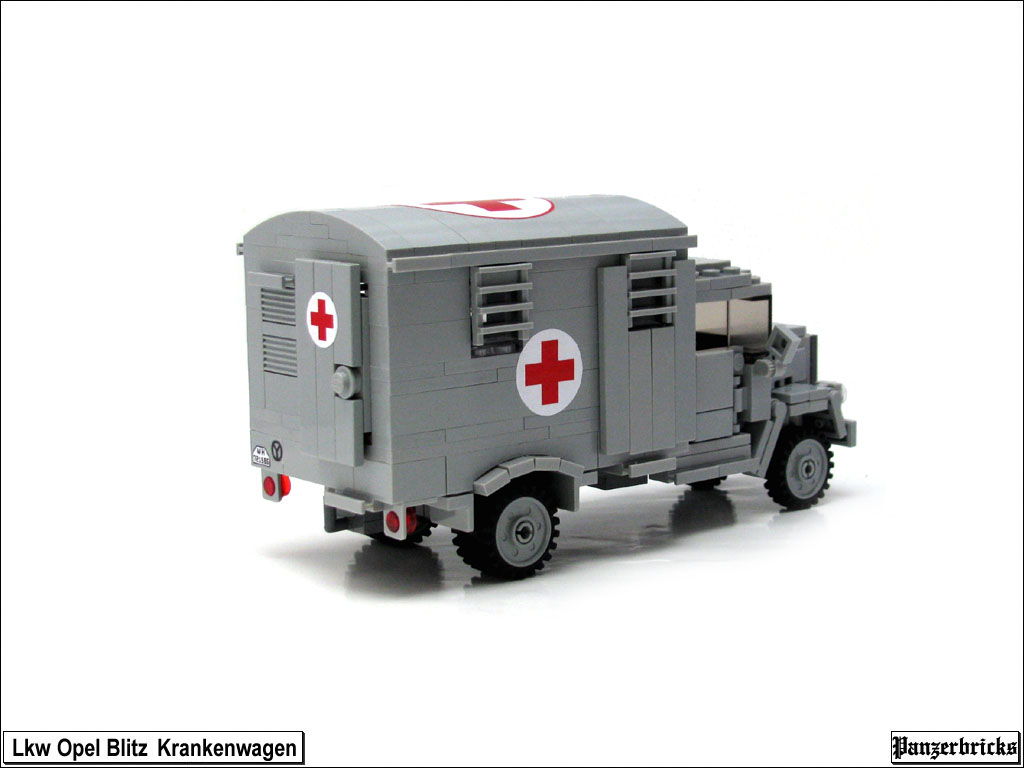 opelblitzkrankenwagen-05.jpg