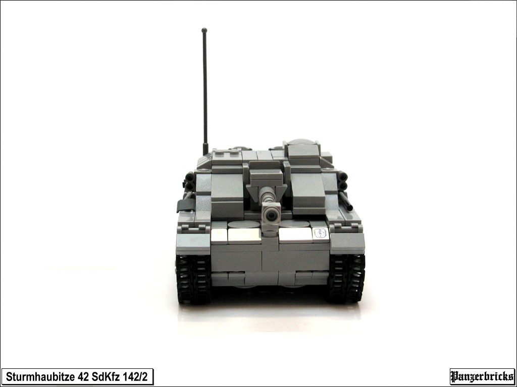 sturmhaubitze42-04.jpg