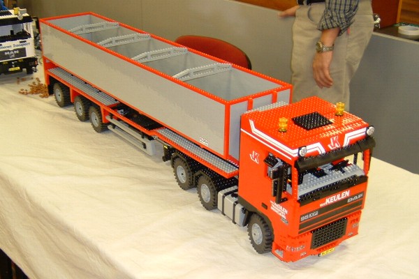 mackdag2003lego03.jpeg