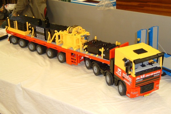 mackdag2003lego04.jpeg