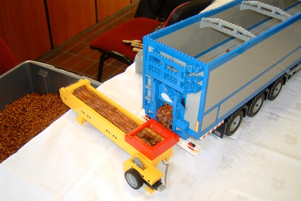 mackdag2003lego07.jpeg
