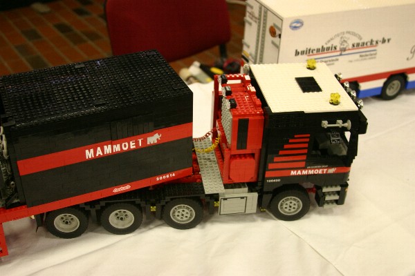 mackdag2004_model_03.jpg