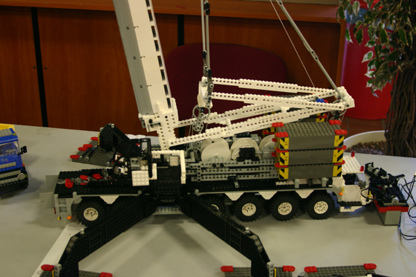 mackdag2004_model_32.jpg