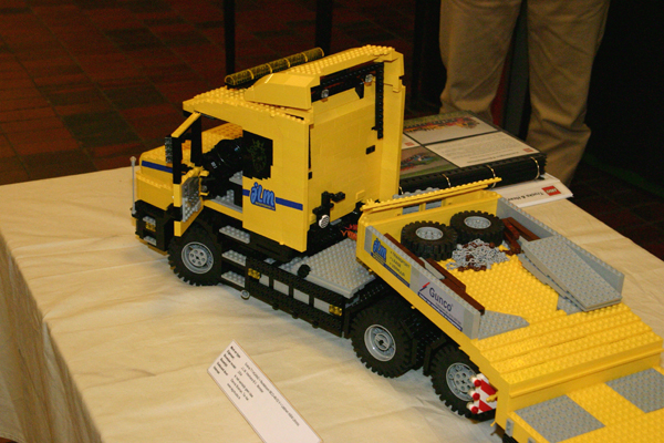 mackdag2005_model_02.jpg