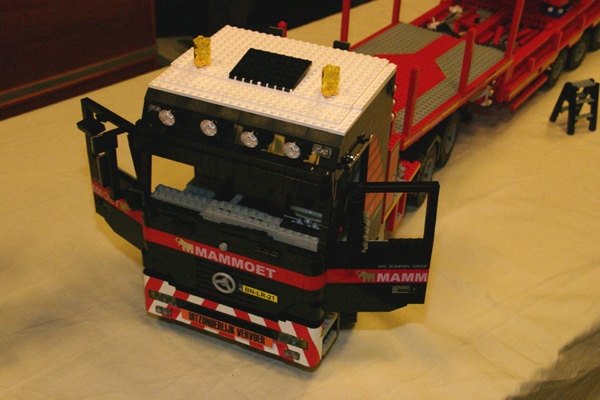 mackdag2005_model_03.jpg