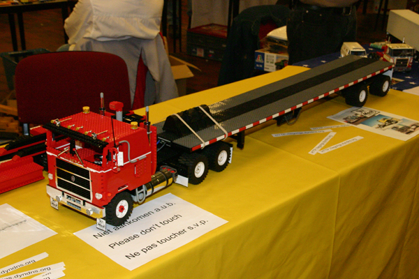 mackdag2005_model_12.jpg