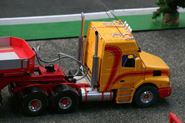 mackdag2005_model_36.jpg