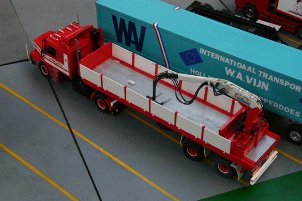 mackdag2005_model_41.jpg
