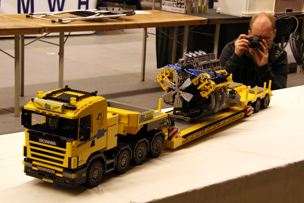 nhmv2008_1944.jpg
