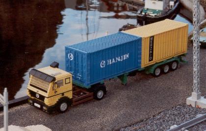 dk2000-016.jpg