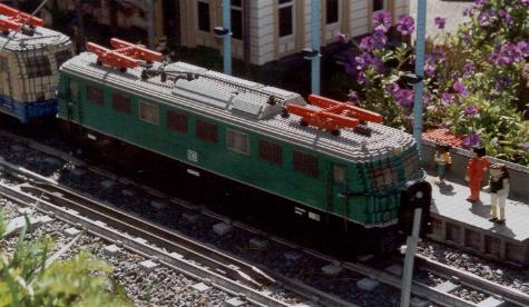 dk2000-018.jpg