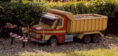 dk2000-051a.jpg