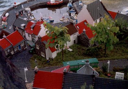 dk2000-072.jpg