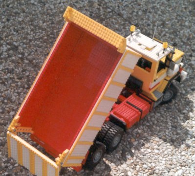 old02f02.jpg