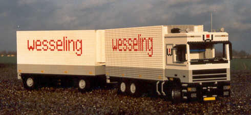 old15f01.jpg