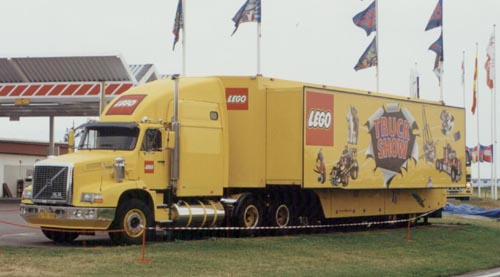 volvo_nl12_lego_2.jpg