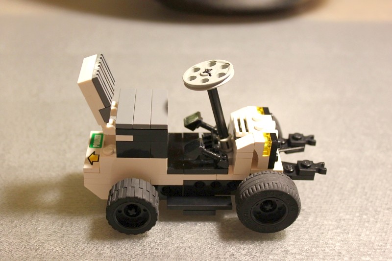 pic11_chassis.jpg