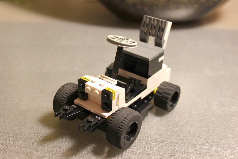 pic13_chassis.jpg