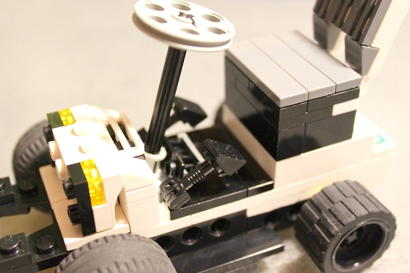 pic14_chassis.jpg