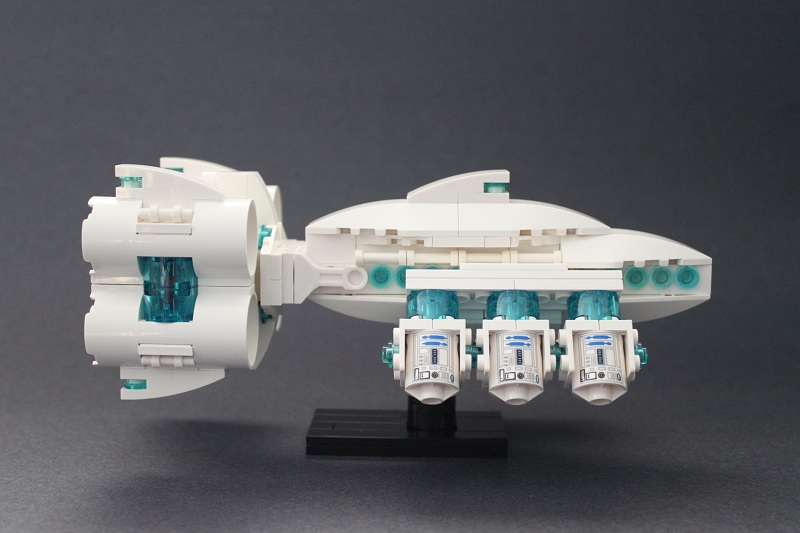 05-polaricespaceship.jpg