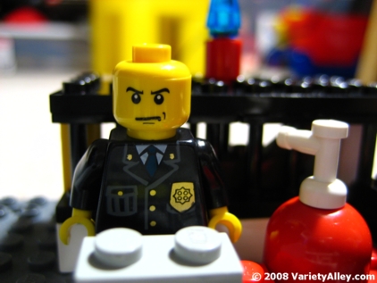 angry_policeman.jpg