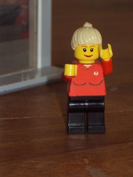 27-09-10_aust_post_office_female_1.jpg