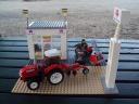 tractor_dealership_20.jpg