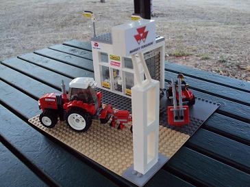 tractor_dealership_21.jpg