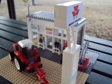 tractor_dealership_26.jpg