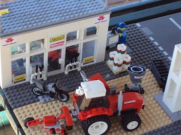 tractor_dealership_30.jpg