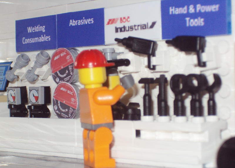 interior_boc_tradequip_with_minifig.png