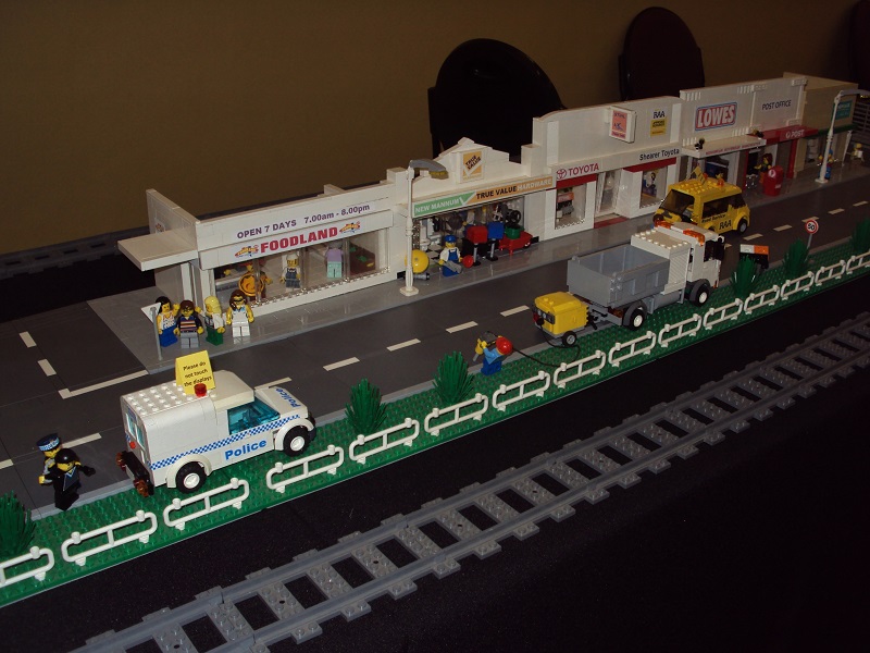 000000_bricktopia_2014_2.jpg