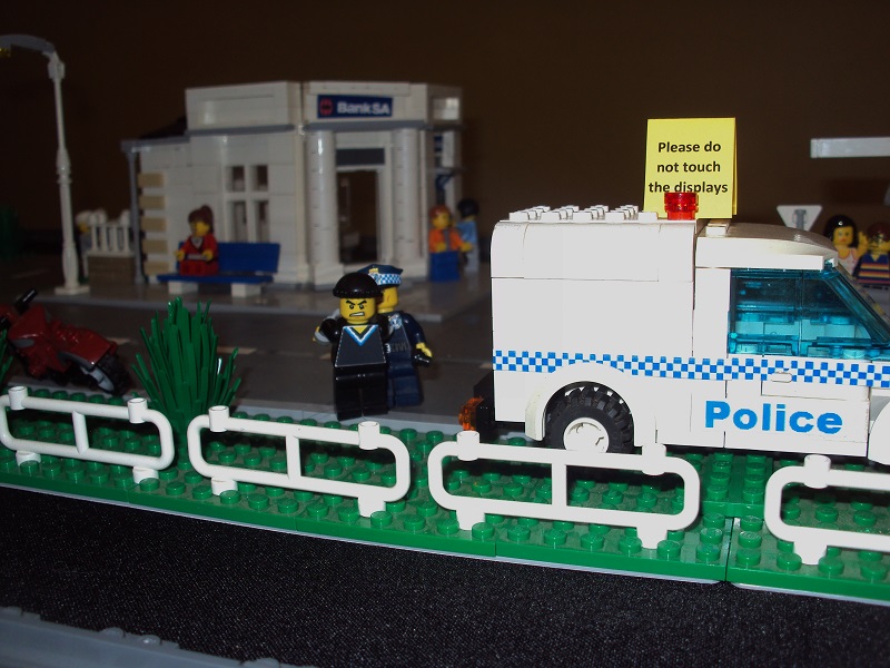 000000_bricktopia_2014_7.jpg
