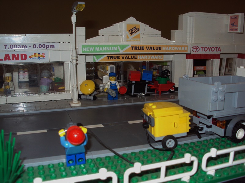 000000_bricktopia_2014_8.jpg